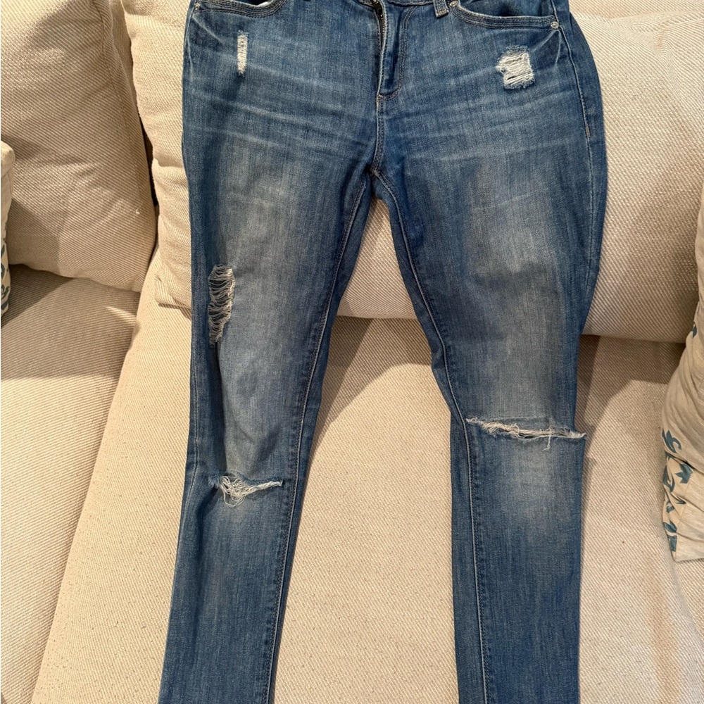 DL1961 Blue Skinny Jeans Distressed Style